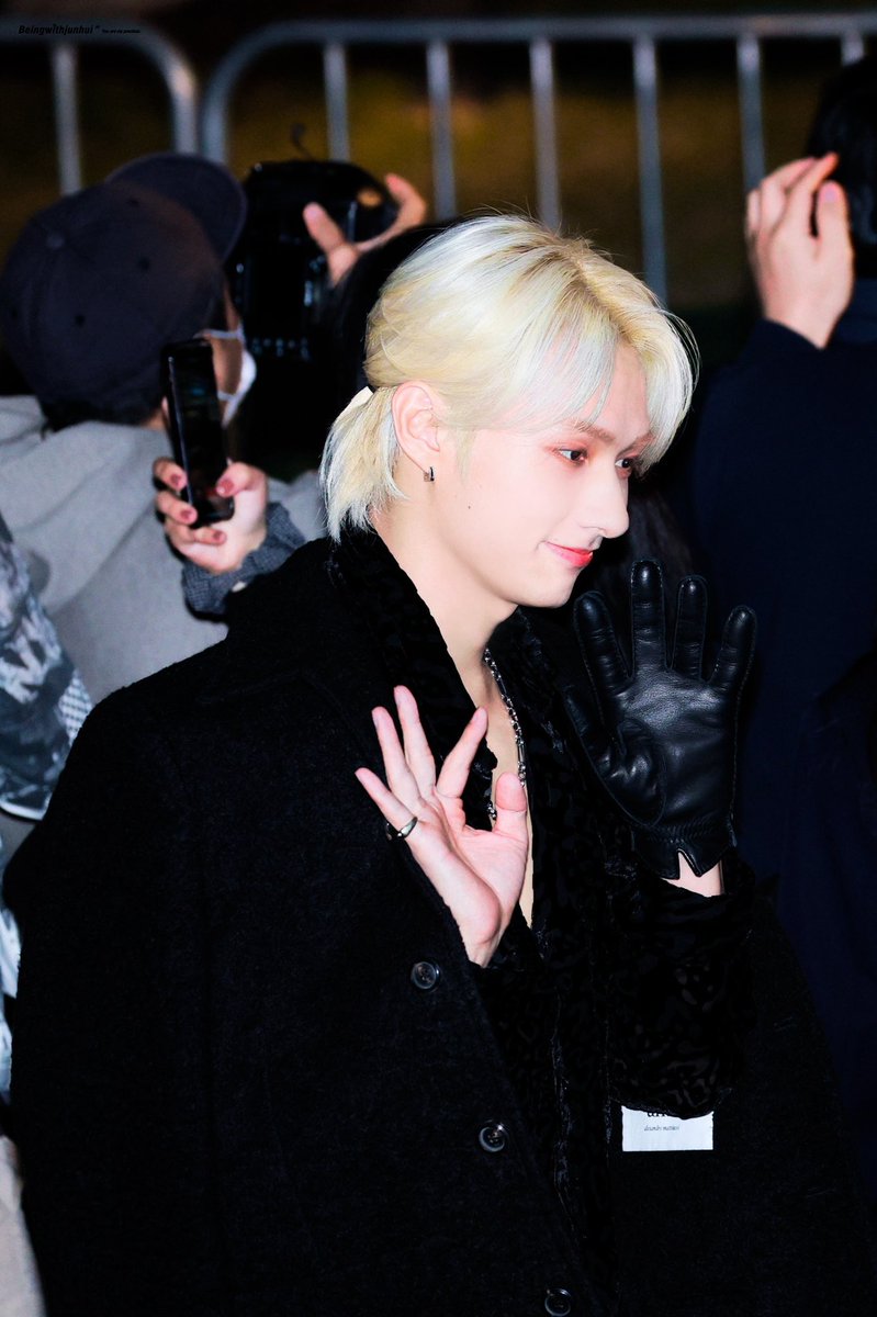 Being with junhui tweet media
