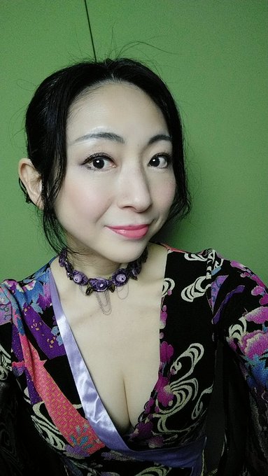 明けましておめでとうございます🎍🎌 本年もよろしくお願い致します🙇&zwj;♀️💖 https://t.co/T5ADs1Meh7<a href="/tag/%E3%82%AB%E3%83%90%E3%83%BC%E3%83%9E%E3%83%BC%E3%82%AF"class="tags"><span>#カバーマーク</span></a>
