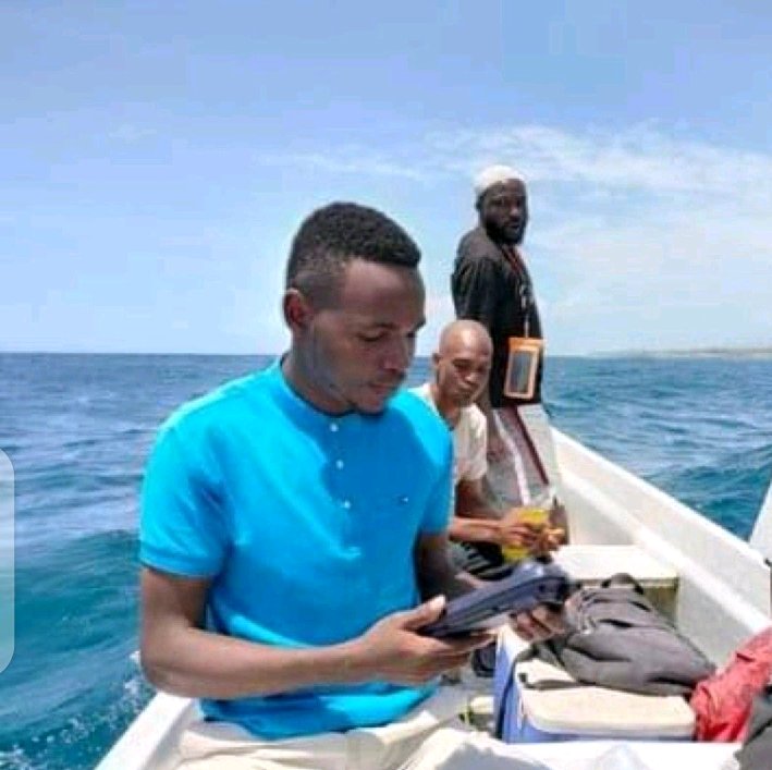 We're excited to announce we had a new head of Marine conservation unit, @SharrifInjamu. He holds a BSc in Marine Resources Management from Technical University of Mombasa, Kenya. @ACEFngo, We're confident that he'll deliver in this new role as he did in his former role.
@EnowTH