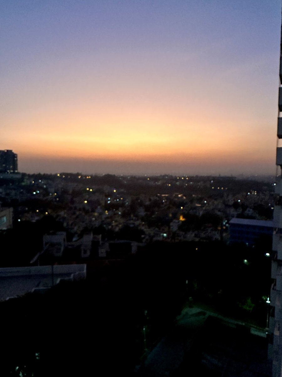 CellsAngel's tweet image. Last sunset of 2022