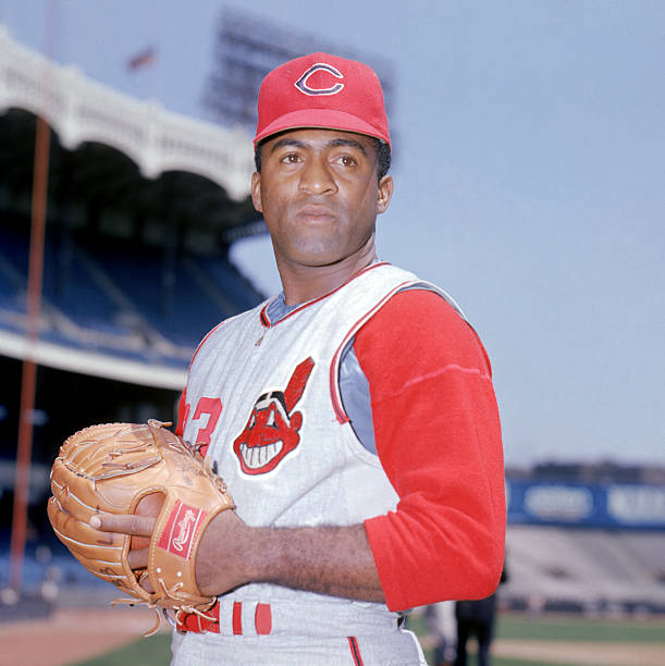 Luis Tiant spent three seasons with the Mexico City Tigers before being purchased by Cleveland before the 1962 season. His didn't yet have his best stuff, as he went 34-35 with a 4.86 ERA as a MC Tiger.
#Tiant #Guardians #MLB https://t.co/1ty9J64bMl