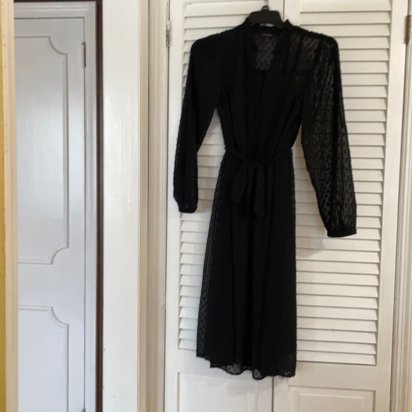 PattyFerrington's tweet photo. So good I had to share! Check out all the items I'm loving on @Poshmarkapp #poshmark #fashion #style #shopmycloset #bananarepublic #sportsafield #austinreed: https://t.co/aOQai6yY9y https://t.co/ZlIyF5lvnA