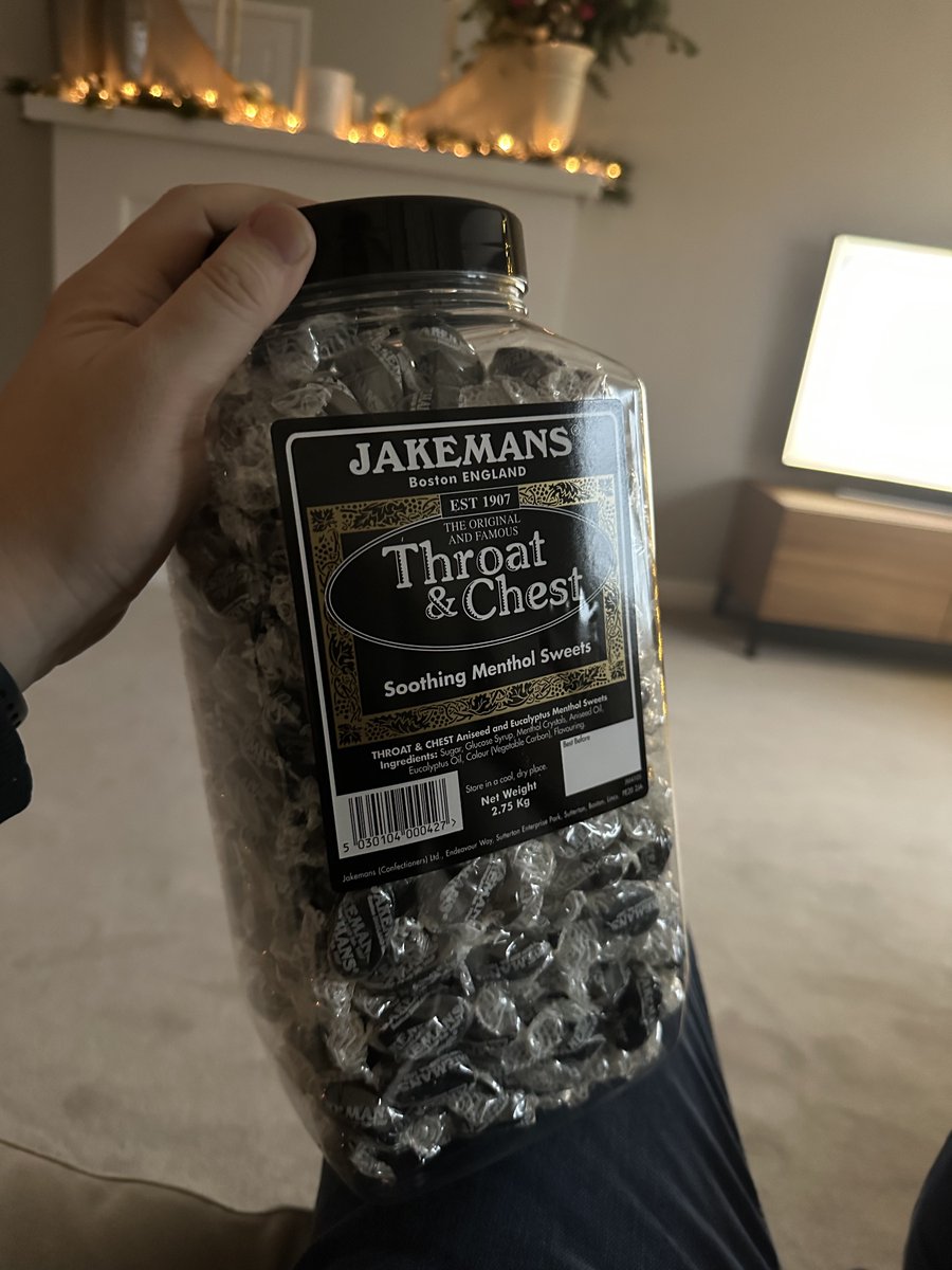 MrRobTaylor's tweet image. I read 275g when I ordered them. 2.75kg arrive