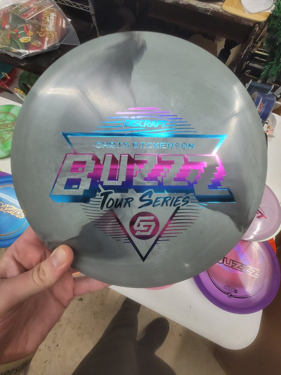 A new order of Discraft came in. There are some beautiful discs!