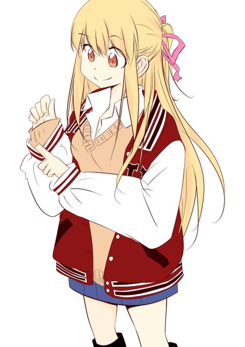 制服の上にジャンパー着る女の子。(*'∀`) 