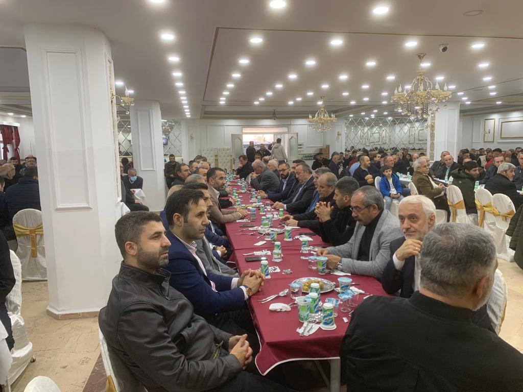 Fatihtunaa's tweet photo. Nevşehir Özlüce Köyü Derneği'nin düzenlediği Kuran-ı Kerim Tilavetine katıldık.
Allah kabul etsin.

Nazik misafirperverlikleri için kendilerine teşekkür ediyorum. https://t.co/fcqY2h0lUe
