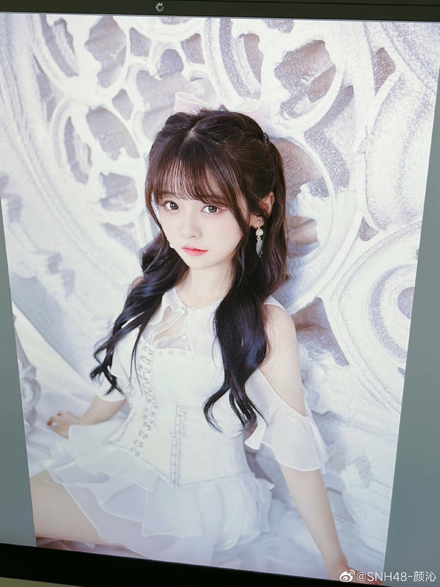 yanqinpics's tweet photo. 221227 ★ weibo update 

#颜沁 #SNH48 #YanQin https://t.co/j7e67wIkTu