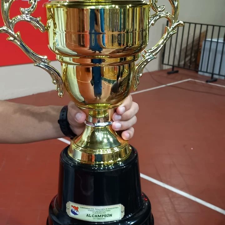 El sacrificio del año tuvo sus frutos,lo bueno se hizo esperar despues de muchos años Salud Sol de America Campeon de Femenino Sub 19,estamos felices contigo Gabriela. <a href="/oscar_marandu/">Oscar H. Acosta C.</a> <a href="/SoldeAmericapy/">Club Sol de América</a> <a href="/NBAMEX/">NBA MÉXICO</a>.