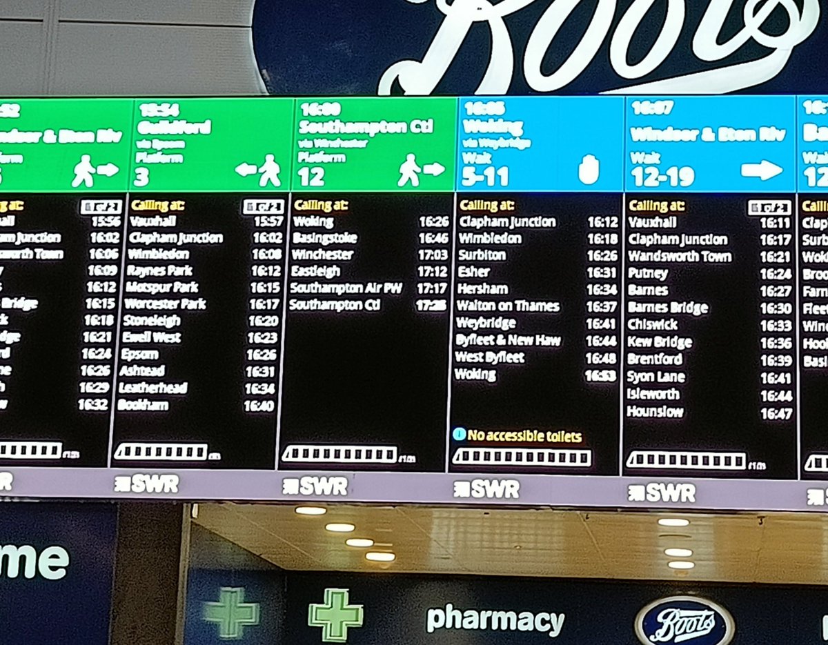 monkey_bananas's tweet photo. @NetworkRailWssx Hey there, your signs at @LondonWaterloo need a bit of improvement. The length of train numbers are a little too small. https://t.co/MCcXxPkJLA