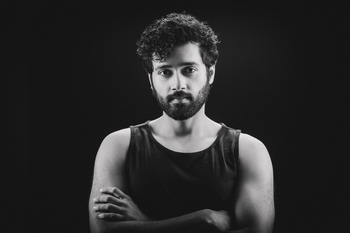 iutkarsharma's tweet photo. Welcoming 2023 with strength, belief, determination and purpose.

I thank all my fans for the unconditional support. I know you guys can’t wait for #Gadar2, neither can I… its been a year of immense happiness as I spent most of it on the sets. 

Wish all you all a #happynewyear https://t.co/4VmrtOoOEE