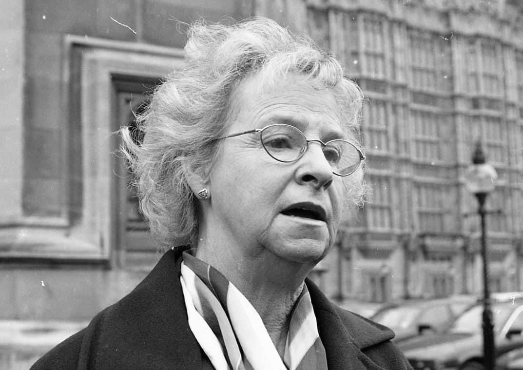 JOHNROYTAYLOR's tweet photo. @socialistcam #AliceMahon will always be remembered as one of those comrades who made you proud of our socialist tradition

Fighting for justice &amp; fairness always came first for Alice,she believed in the politics of the movement &amp; not of the individual
RIP #AliceMahon https://t.co/aYMlkEi5uP