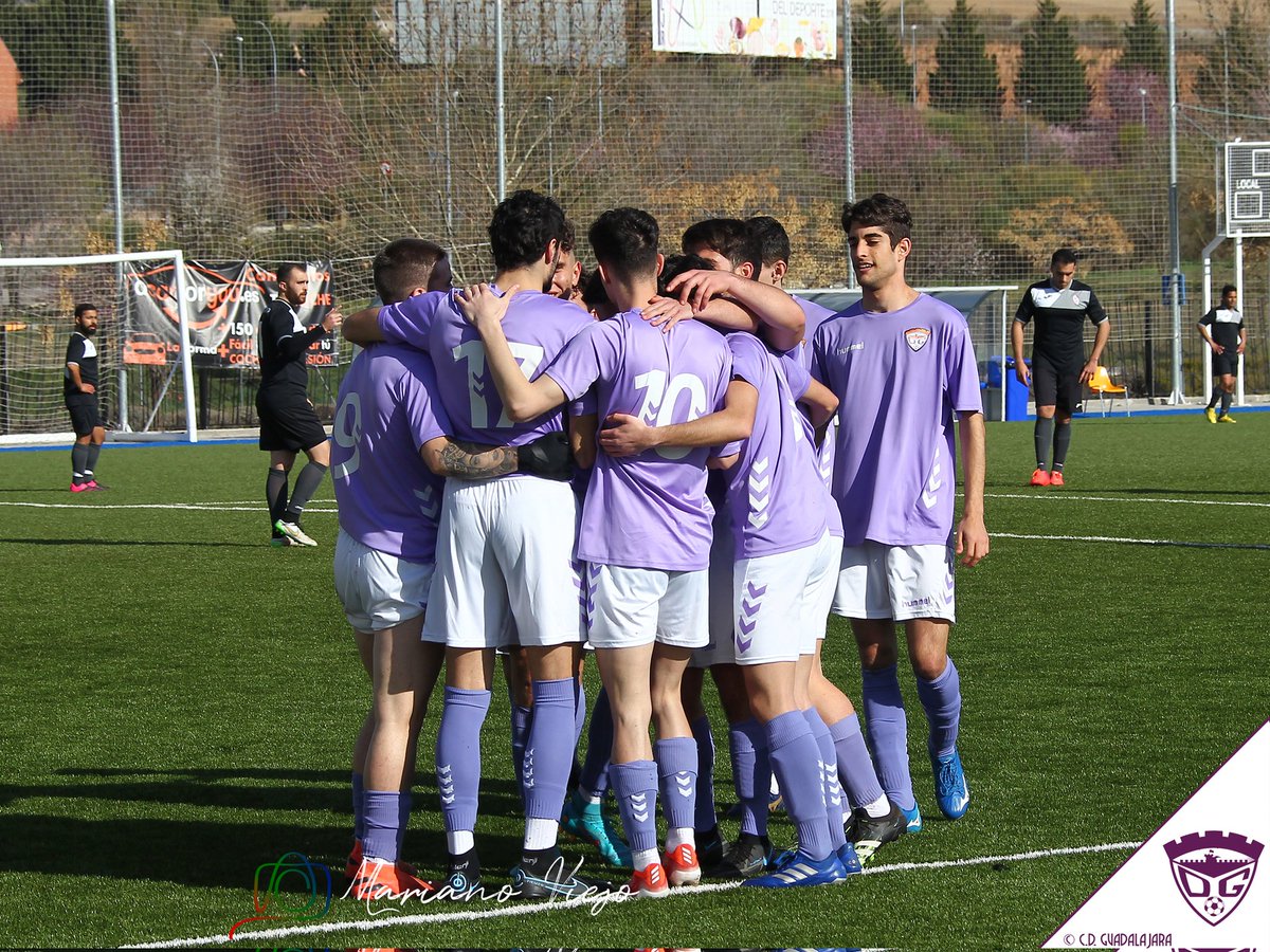 deporguada's tweet photo. 5. 𝐔𝐧 𝐏𝐫𝐨𝐦𝐞𝐬𝐚𝐬 𝐭𝐫𝐢𝐮𝐧𝐟𝐚𝐧𝐭𝐞
El Promesas también disfrutó de un 2022 histórico, siendo campeón del Grupo V de Segunda Autonómica y consiguiendo el ascenso de categoría https://t.co/f7oVwrOQEY