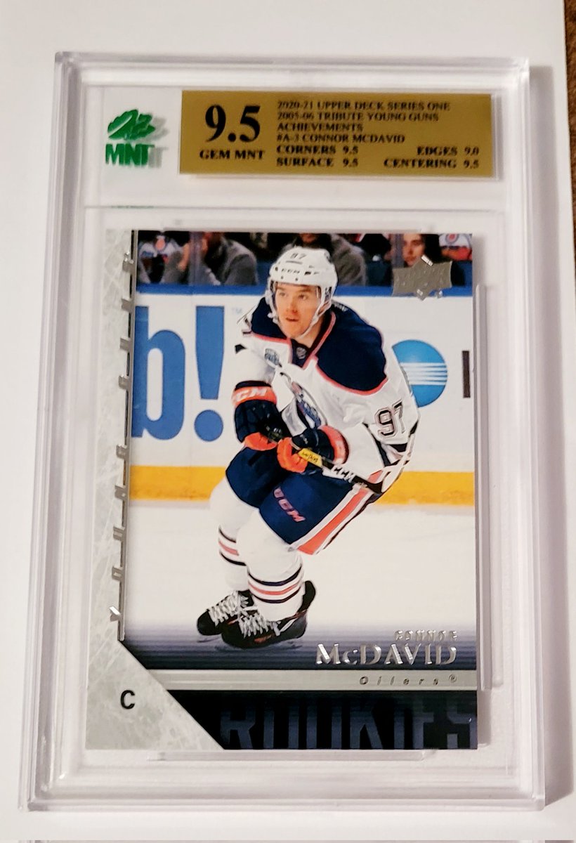 BuffaloInBoston's tweet image. Giveaway 100. Happy New Year. Connor McDavid. Center. Edmonton Oilers. He's pretty good. #LetsGoOilers   

1 winner with get a MINT 9.5 Young Guns Tribute. Beauty

Follow if you are not, retweet and like for a shot. 

Winner announced 1/2 during MNF. Good luck.  👍