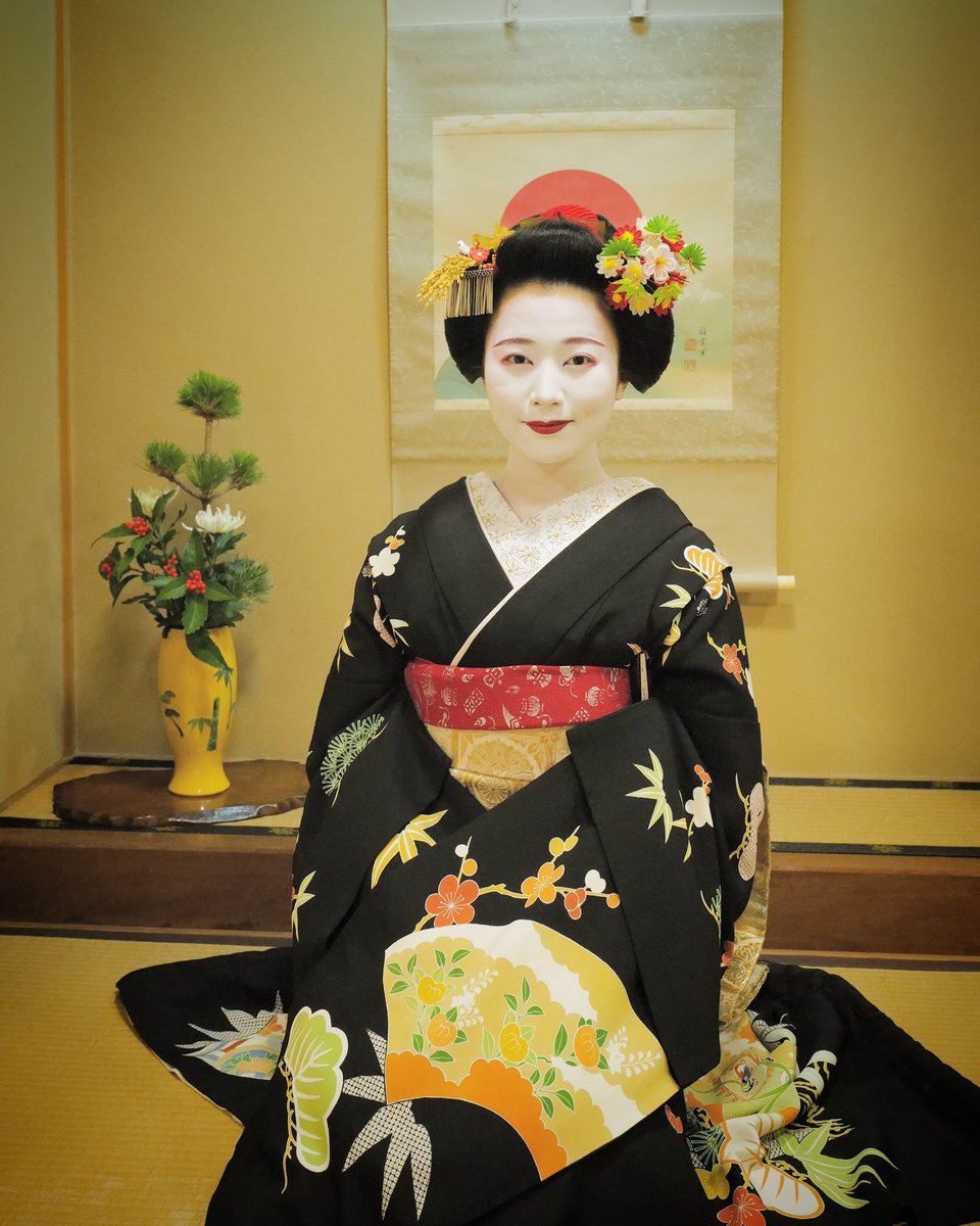 sakuyahime44's tweet photo. Japan beauty
Kyoto Japan
courtesy of shrine

©︎copyright sakuyahime
corporation. all rights reserves.

#京都
#舞妓
#芸妓
#2023初詣
#kyoto
#japan
#kimono https://t.co/D607HkrliH