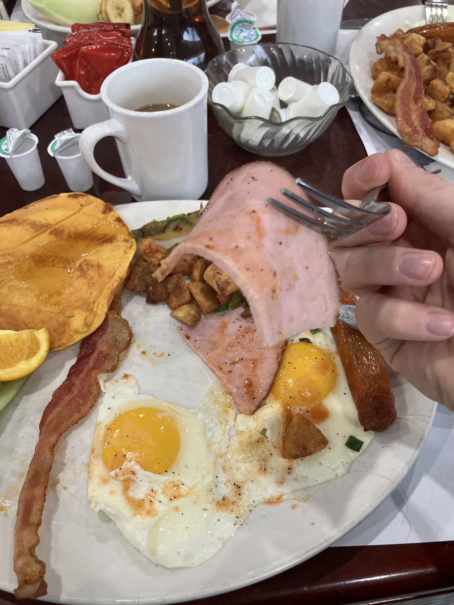 Arcadad On Twitter Is That What You Americans Call “canadian Bacon