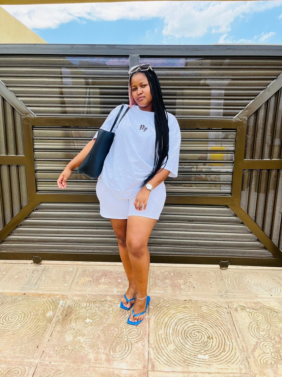thee_miss_Tee's tweet photo. Ke nice maan.❤️😊 https://t.co/RIm3D5RRXT