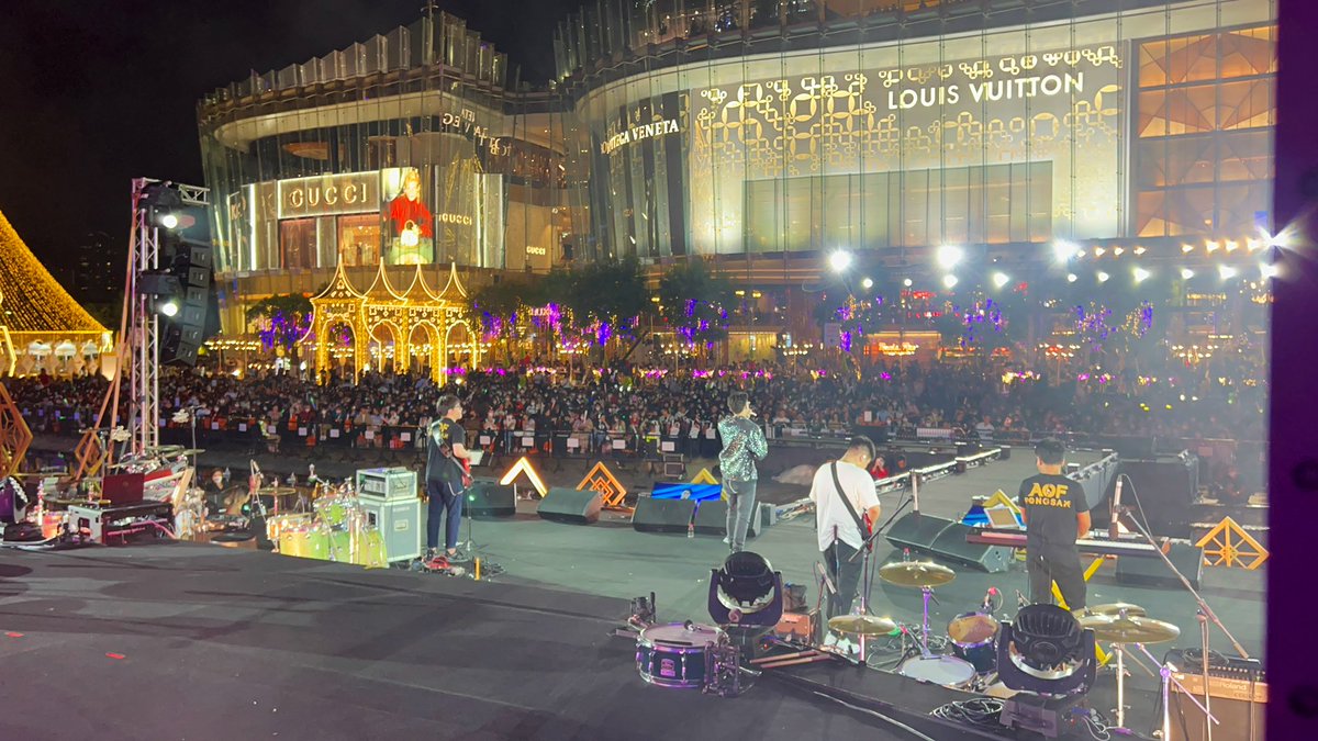 Suppasit Channel tweet media