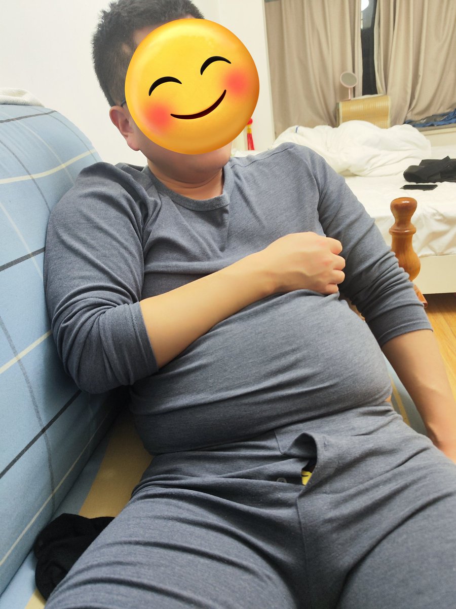 cheng12160's tweet photo. 100天了！今天还是新年～真的超级开心！以后我们一定要幸福长久！不能分开！😁遇到你是我的福气…真的很感谢你！儿子永远爱你！我最爱的老爸！@ https://t.co/lYBpPJsBV7