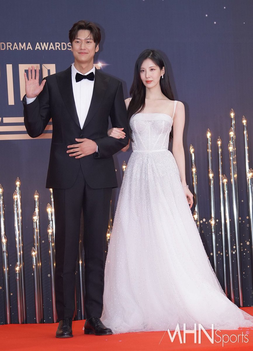 seohyun and her red carpet looks (2022) never miss