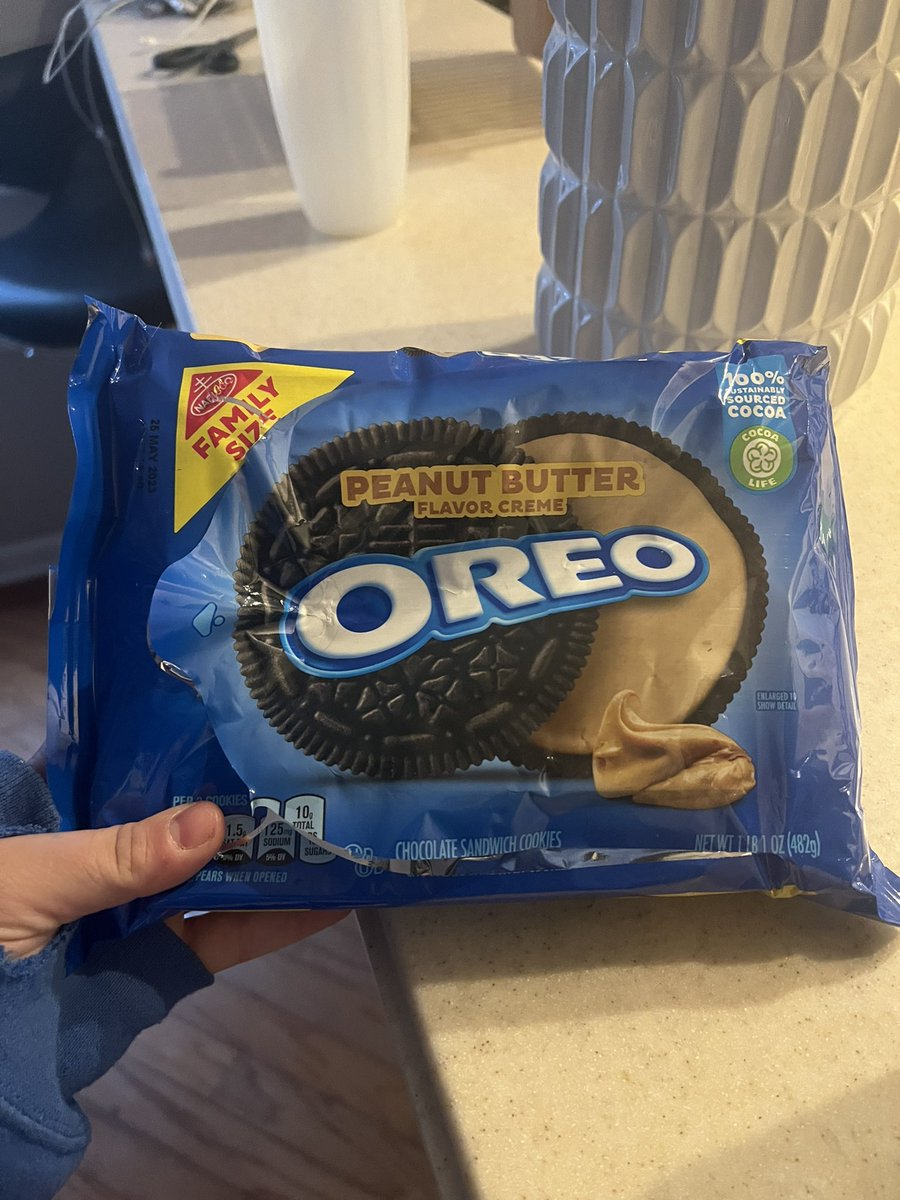 i hope whoever had this idea gets their pussy ate tonight