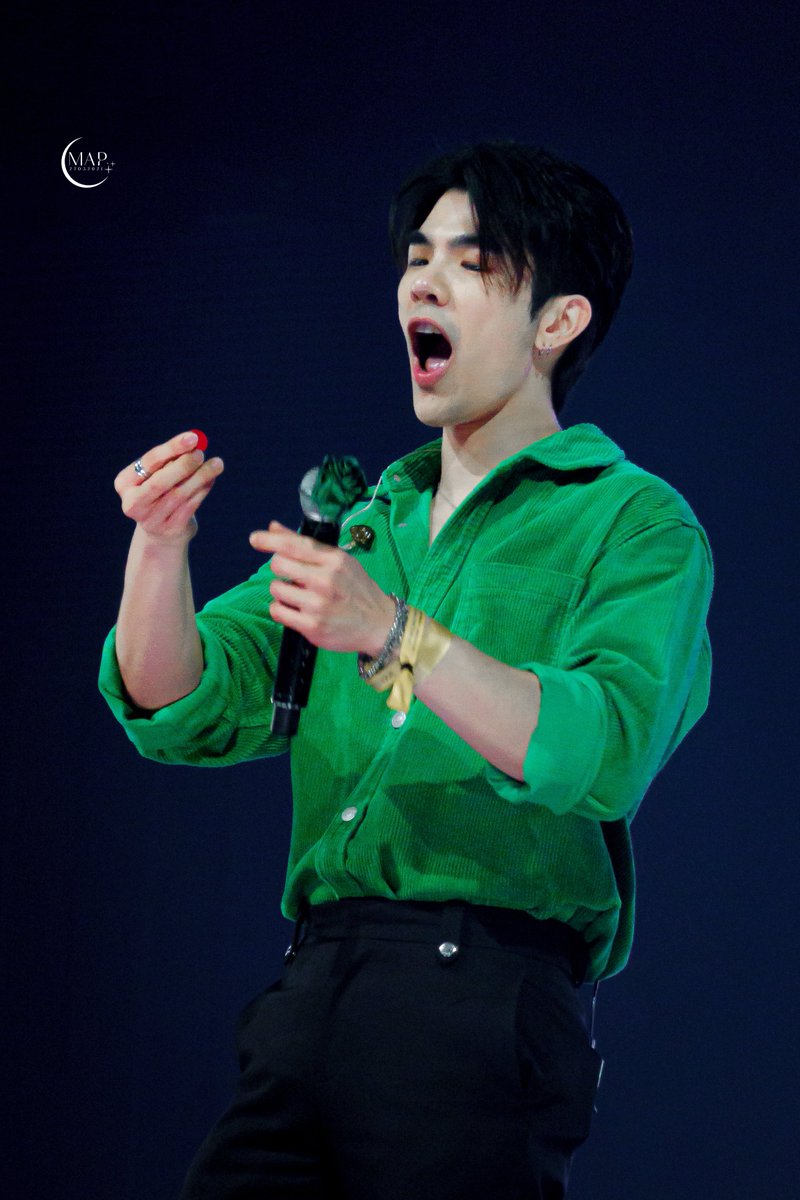 MAP27032021's tweet photo. น่ารักเกินไปมุ้ยพี่น้องมาย🥹💚

#CountdownWithBeOnCloud
@milephakphum #MilePhakphum https://t.co/Y5JktOLr4x