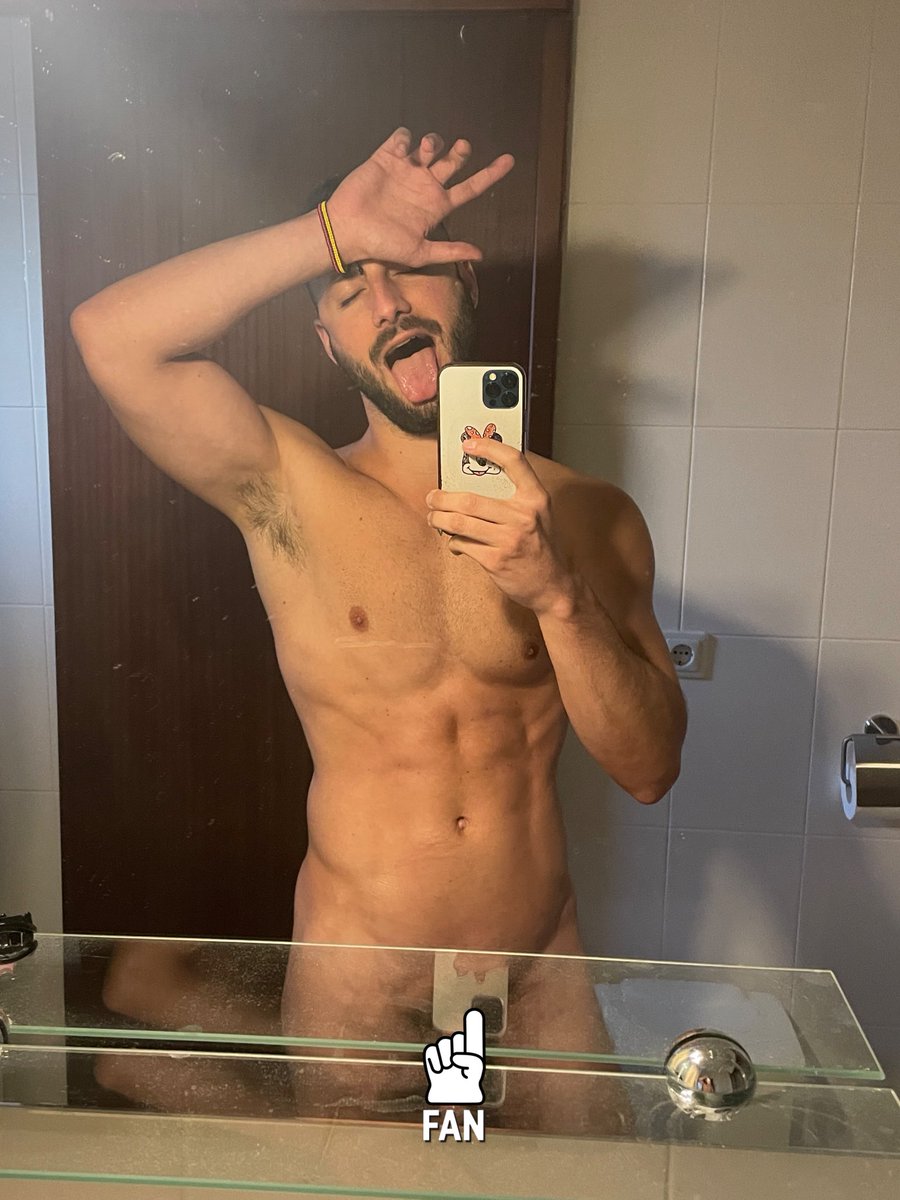 sensillocons's tweet photo. Feliz 2023 🔥🔥 #ONLY💦 https://t.co/Q7x4s8WLJz
