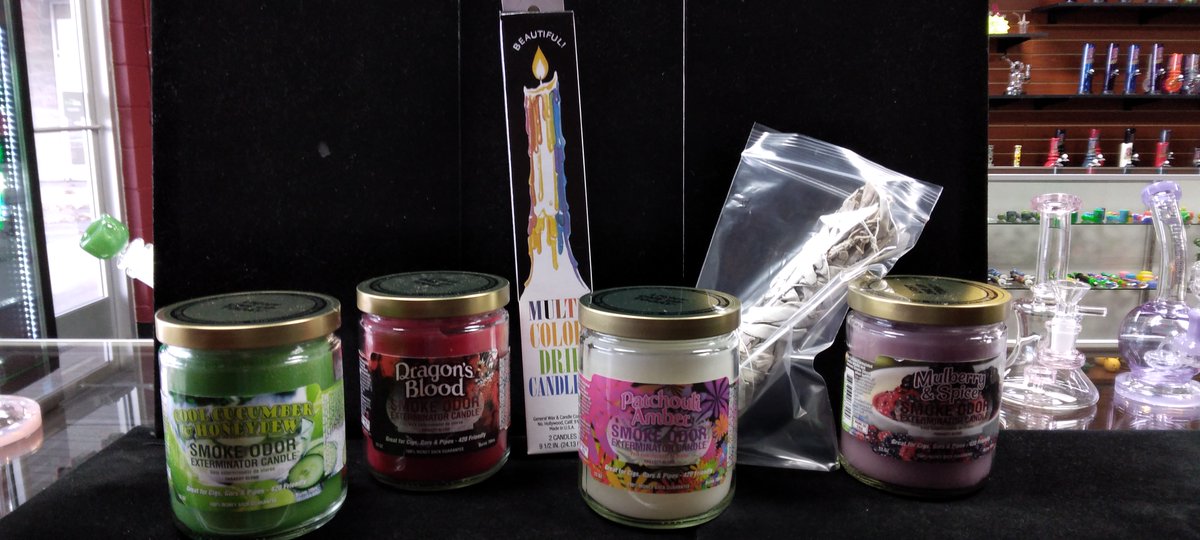 2StepsHigher's tweet photo. The end of another year is upon us! Start your new year off with one of these amazing odor eliminating candles. Come check em out today!
#2stepshigher #2stepshigherflint #2stepshigherwebsite #headshopsofmichigan #headshoplife #puremichigan https://t.co/hno9AJJbBY