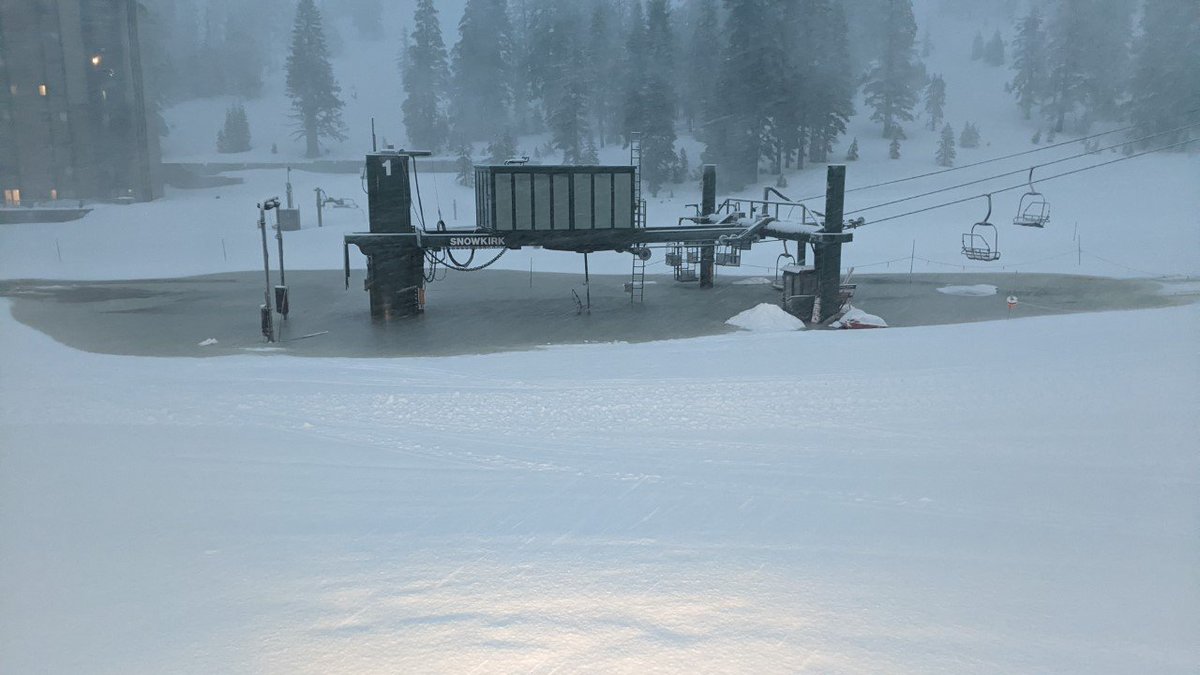 KWconditions's tweet photo. 8:39 | Due to flooding and operational issues, the Timber Creek base area including chairs 7 &amp; 9 will be closed for the day. Chair 1 and the backside are also closed for the day. Status for chairs 5, 6, 10, 11 is still TBD. https://t.co/6un5tIjniy