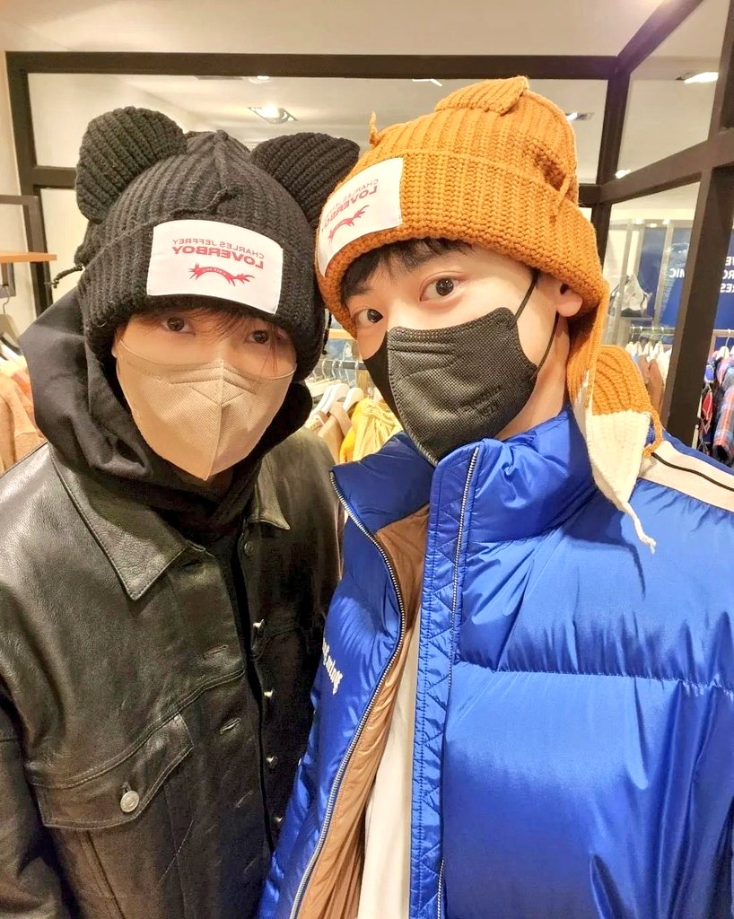 dynasty_twt's tweet photo. [#KJ #Dakho]

🤫🤫 https://t.co/mHON6X2zjT