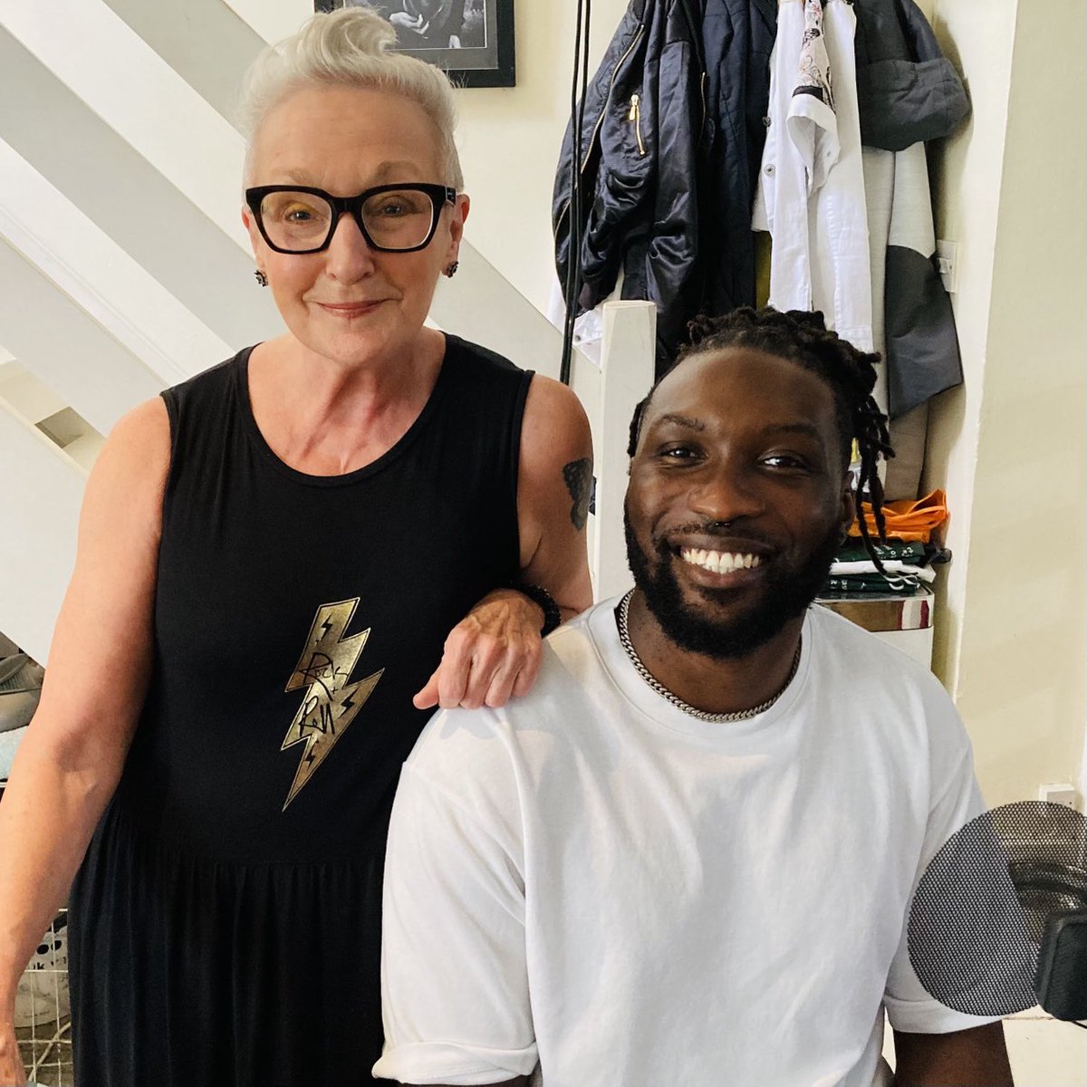 KairenK's tweet image. 1st Jan 3-4pm join me &amp;amp;
@saintjoshua when I repeat our show on @radioreverb to ease you easily into 2023 &amp;amp; celebrate the fab year Saint ‘s fab 2022 Sponsored by @longwhmusic A ⁦@sohohouse⁩ member?  Join ⁦@saintjoshua_⁩ &amp;amp; I in Brighton on the 10th.