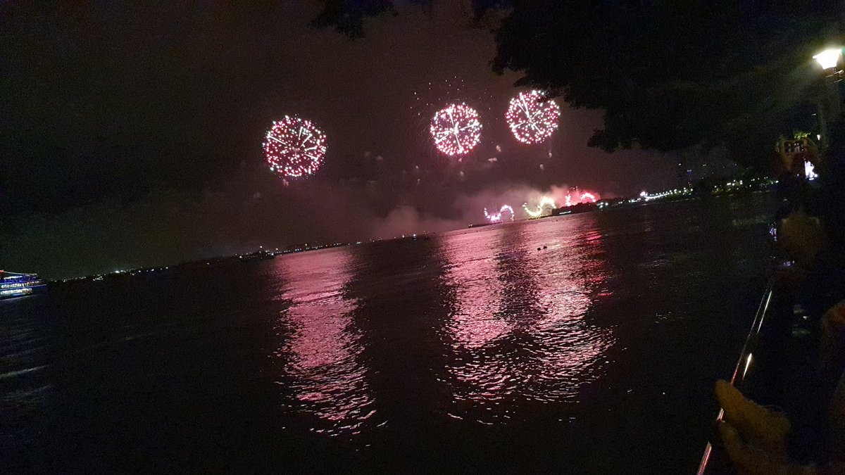 JohnCha20657665's tweet photo. 新年快樂 https://t.co/TKSLcSLGXD