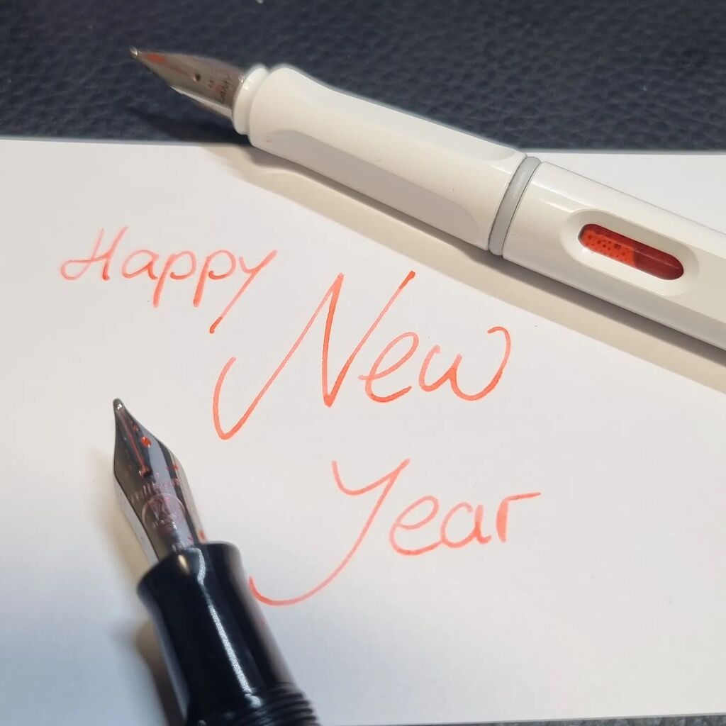 Ich wünsche euch allen einen guten Rutsch in ein hoffentlich gesundes und erfolgreiches neues Jahr. Vielen Dank an alle die mir folgen. Und schauen wir mal, was 2023 noch kommen wird.

#lineaturexpert #füllfederhalter #füller #schreibwarenliebe #schreibw… instagr.am/p/Cm1vT-4jLMh/