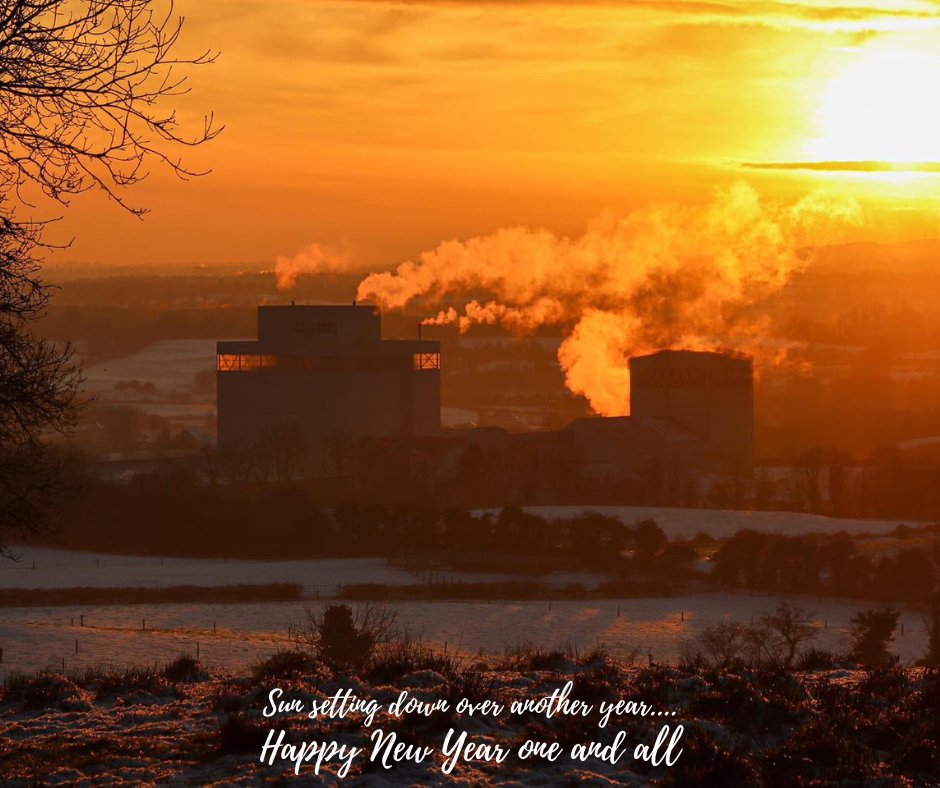 Sun setting down on 2022, Happy New Year to one and all &amp; best wishes for 2023🎆