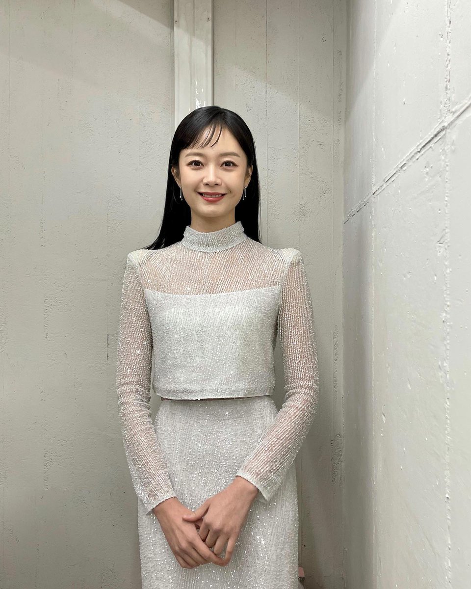 jsmndaily_'s tweet photo. Happy New Year Tadpoles. Let's keep supporting our Jeon Somin in 2023 as well 🥰❤️

#JeonSoMin #전소민 https://t.co/3LDIhL9tRF