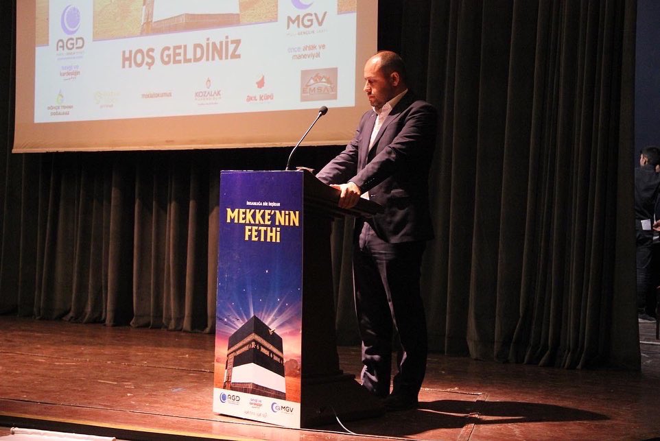agddulkadiroglu's tweet photo. Mekke’nin Fethi proğramı başlamıştır.

#KutluFetheÇağrı 
#MekkeninFethi 
#AhlakveManeviyat
#MekkeninFethi https://t.co/fPOkVlsmhx