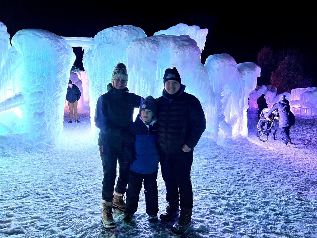 namtkd1's tweet photo. Enjoyed the beauty and magic of winter at the Ice Palace at Fountain Hill Winery and Vineyard in Delano! https://t.co/IcdmmnGyzk