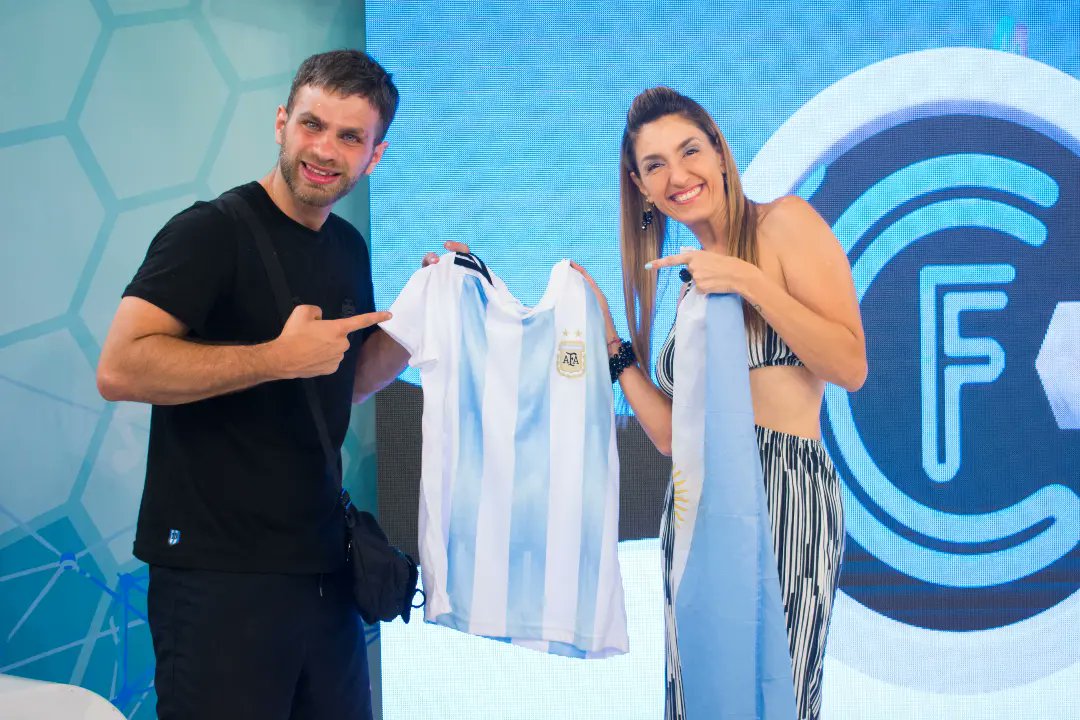 Contraseña: Fútbol tweet media