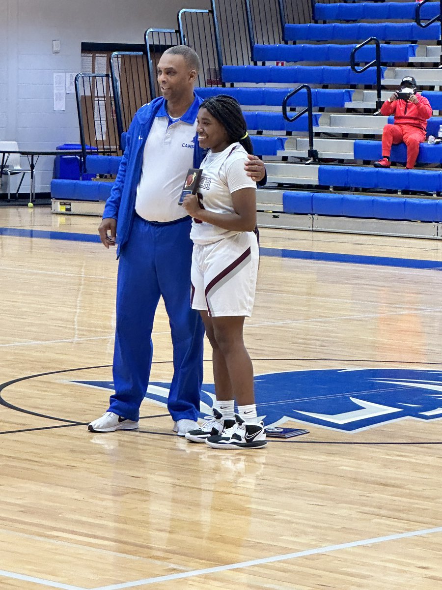 PrincipalRogers's tweet image. Kudos 🎉to our Varsity Girls Basketball Team 🏀 who went 2-1 and the Campbell Holiday Classic won 5th place against Stephenson 39-32. Tylan Byrd received All Tournament award. All of our girls worked extremely hard 👏🏾❤️💪🏾 Great job Coach @MrsGrahamTHES 🙌🏾!