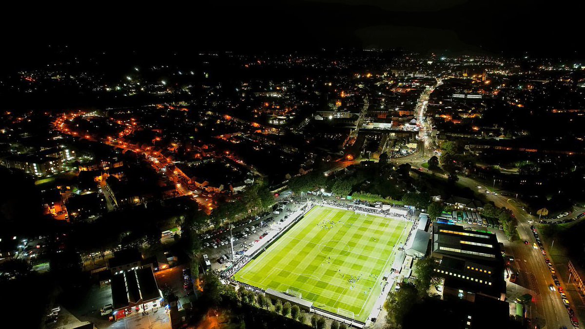 TauntonTownFC's tweet photo. FORT CYGNET 🏰 

Undefeated in all League and FA Competitions at home in 2022. 

#UpThePeacocks

📸 Rob Hake https://t.co/XmhO71AGk1