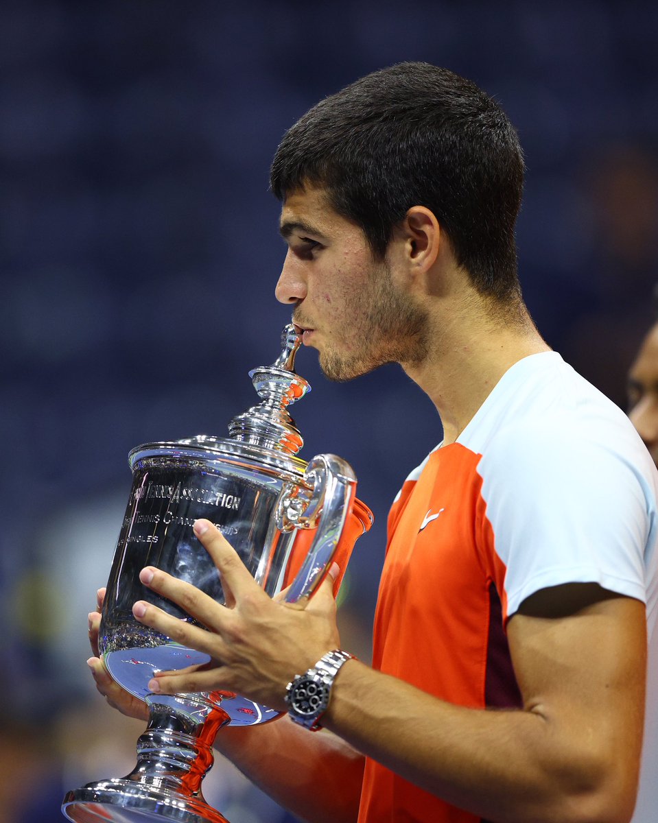 👋🏻 2022
🔜 2023
What a year! 🤯 Dreams do come true! Thank you everyone who has helped and supported me! 🤝🏻 This has only just started! 💃🏻