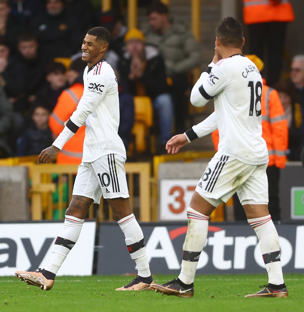 🚨🇧🇷 Casemiro: "I'm going to be very honest with you, I was really surprised by the player that Rashford is. In my opinion, especially knowing the player off the pitch, if he does well he can be one of the five best players in the world." #MUFC