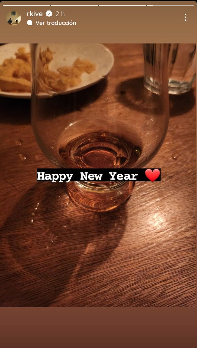mendoza_bts's tweet photo. [IG]📸

Stories de #RM

"Feliz Año Nuevo ❤️"

📎https://t.co/lTxGrATANC

@BTS_twt https://t.co/gYB0PL1dtP