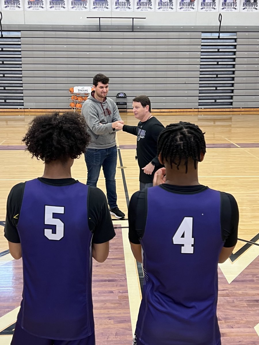 GREAT to have 2013 grad Jonathan Freund stop by to talk to the team! #TCC #OneHeartbeat #AKBasketball #KnightForLife