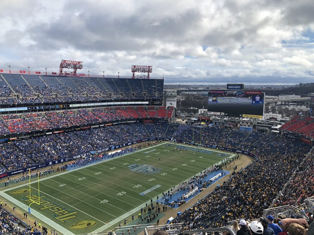 It is so awesome to be at the @MusicCityBowl between @HawkeyeFootball and @UKFootball with my first ever bowl game coming from Australia #mcb2022