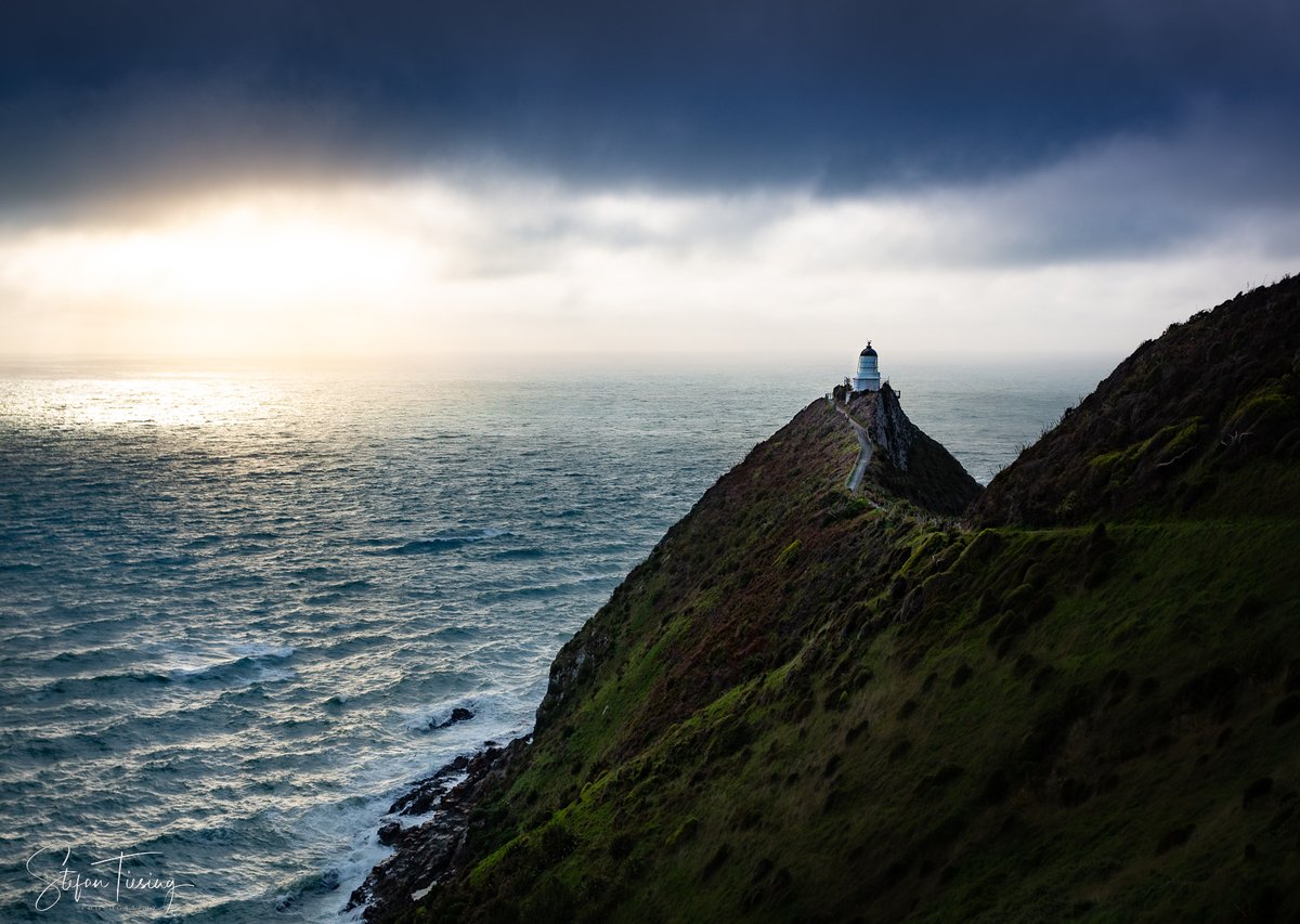 bin_angeknipst's tweet photo. ๐ท Nugget Point Lighthouse Morning
Euch allen ein fantastisches Jahr 2023 ๐
Als ich das typische #NuggetPoint #Lighthouse Bild lรคngst im Kasten hatten, entdeckte ich beim Blick zurรผck das hier.
Mehr im Blog: https://t.co/HJjfbUlAYN
#landscapephotography #newzealand https://t.co/b8JwMi2kB0