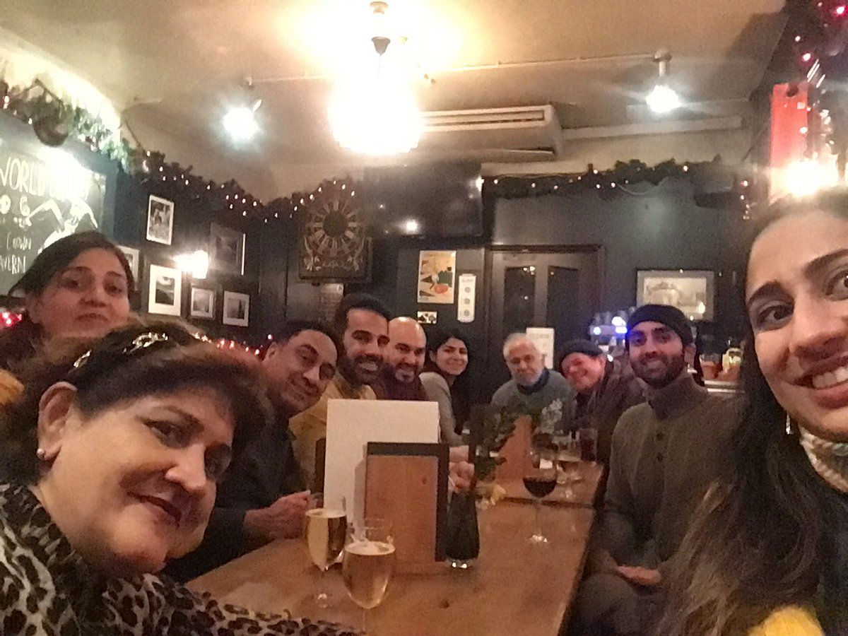 OldEnglandTours's tweet photo. Thank you all for your support &amp; custom as we finish our 350th tour for the year at @crowntavernec1 over 1k happy customers. Business up over 1000% even though government left @StephenLiddell_ 2 years with no help or support. Cheers! https://t.co/HOvUYFP43k