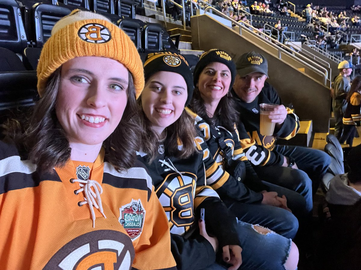 Good to be back at <a href="/tdgarden/">TD Garden</a> ! #NHLBruins