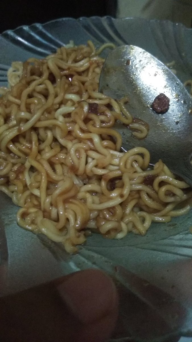 WindaSeven's tweet photo. Ini sahur atau buka?

"Mie sedaap goreng" https://t.co/vOrCF4Fnu6
