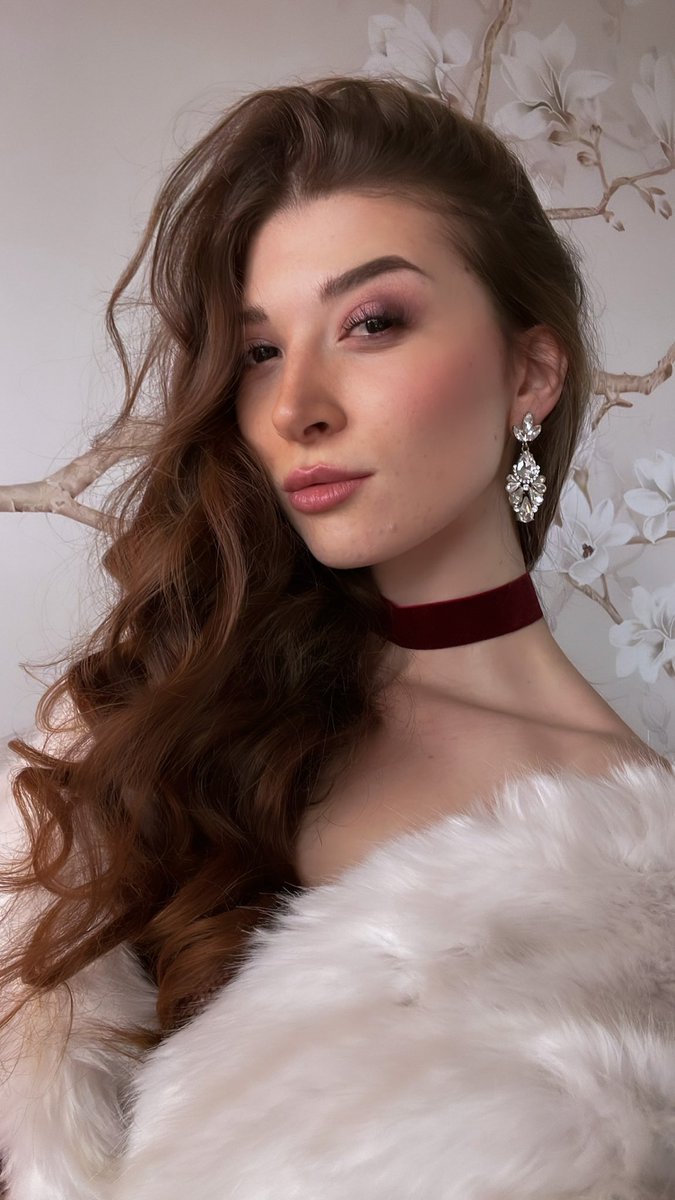 🕯 Goddess Eva 🕯 on Twitter "2022 This year, I have Collected 3 new credit cards Sessioned