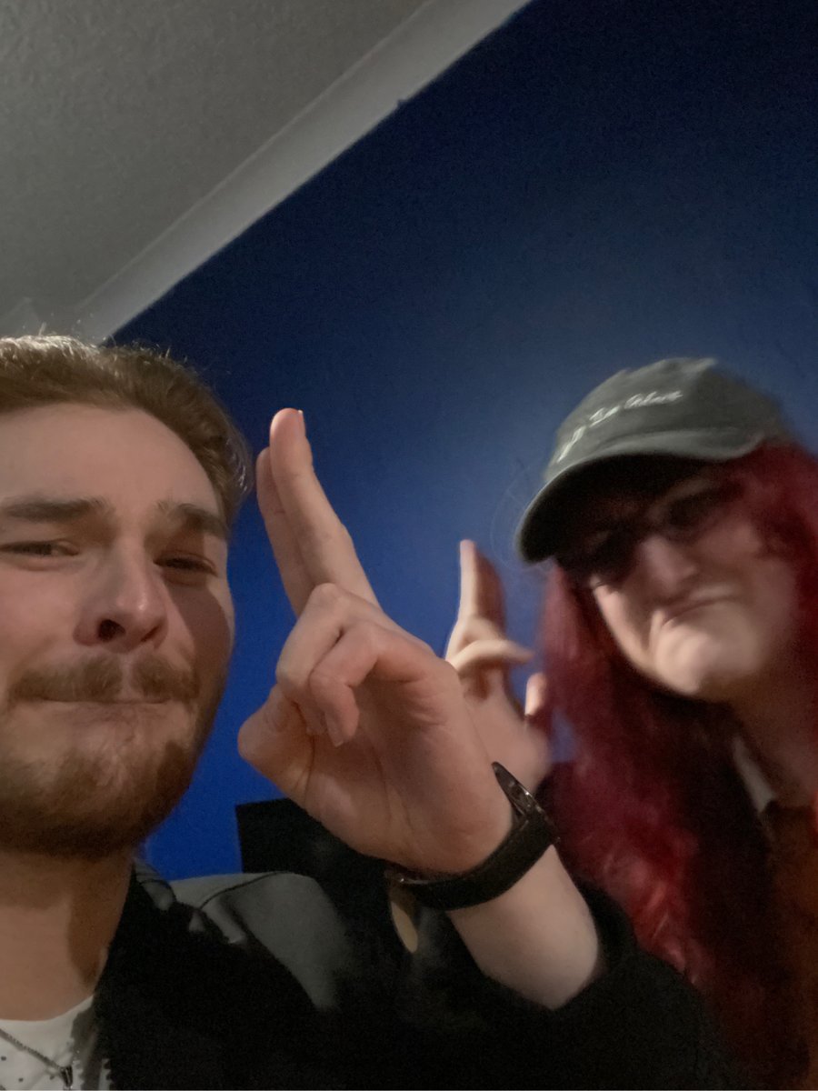 TheDukeFeature's tweet image. Who’s ready to celebrate the end of 2022?!?

#HappyNewYears #2023 #HereComesTheDuke #SupportIndieFilm